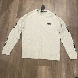 Hugo boss light gray long sleeve